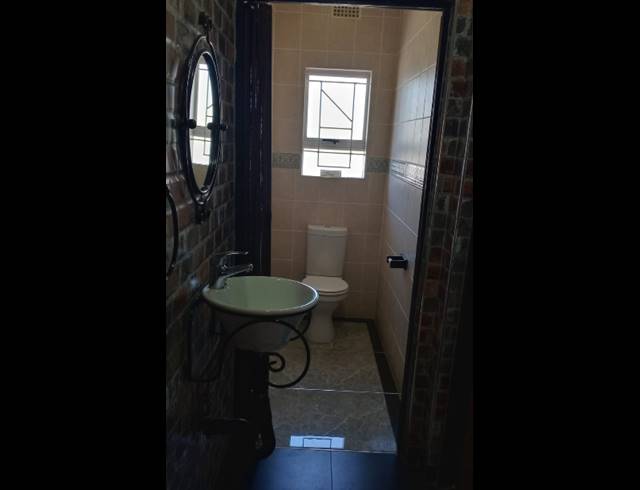 4 BEDROOM HOUSE FOR SALE IN MALVERN